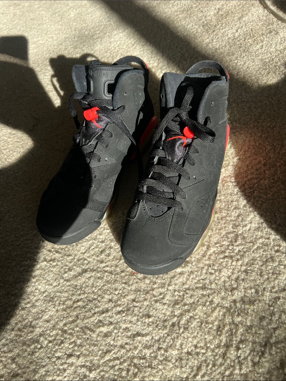 Jordan Retro Kids Black and Red sneaker
